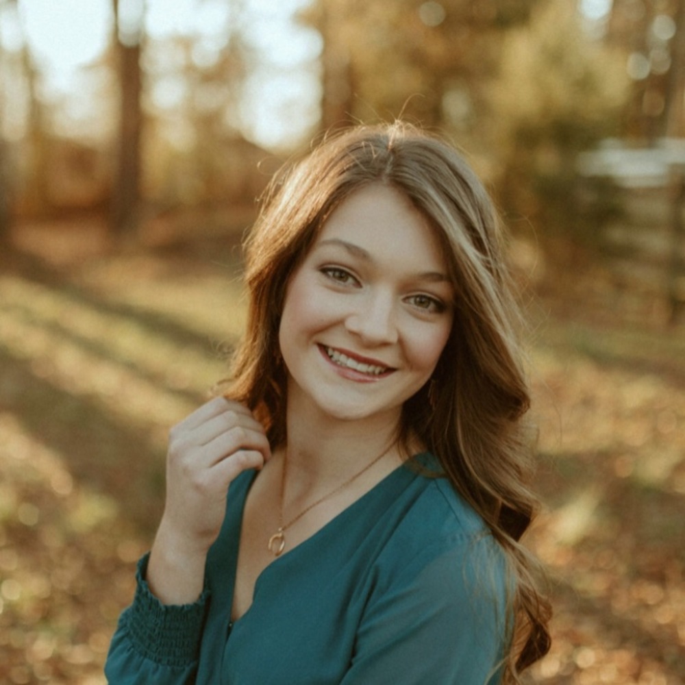Meet your Posher, Natalie